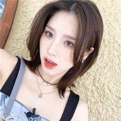 漂亮男孩直播中